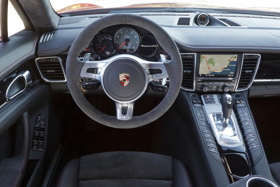  Porsche Panamera GTS 2011 года  (фото 8 из 81)